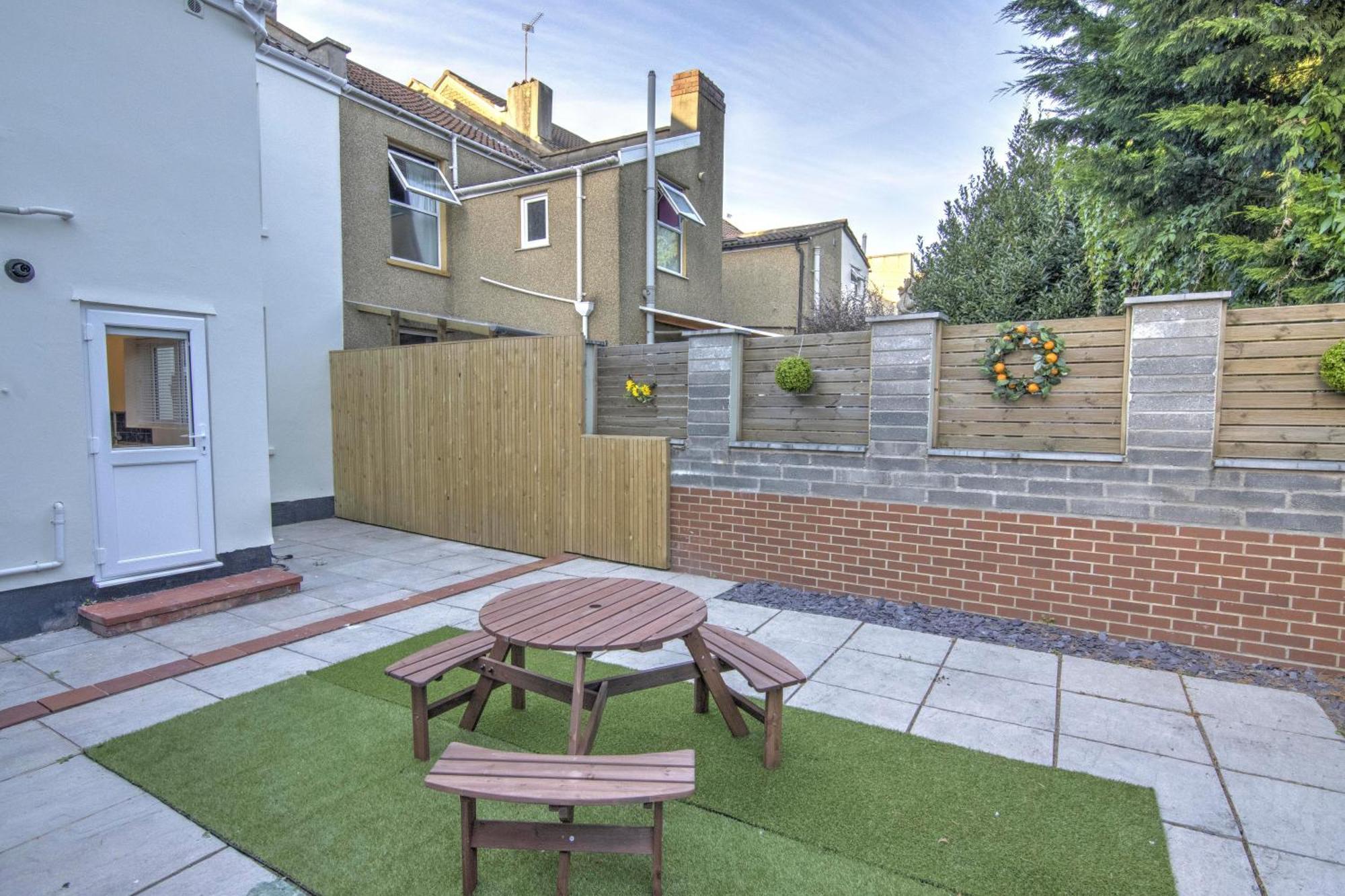 Stunning Brand New Home In St George Bristol Eksteriør bilde